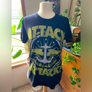 EUC Attack Attack Retro Graphic Band Tee